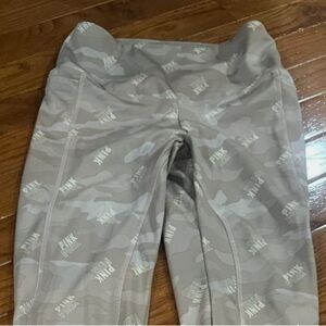 PINK by Victoria’s Secret active leggings camo light gray women’s XS